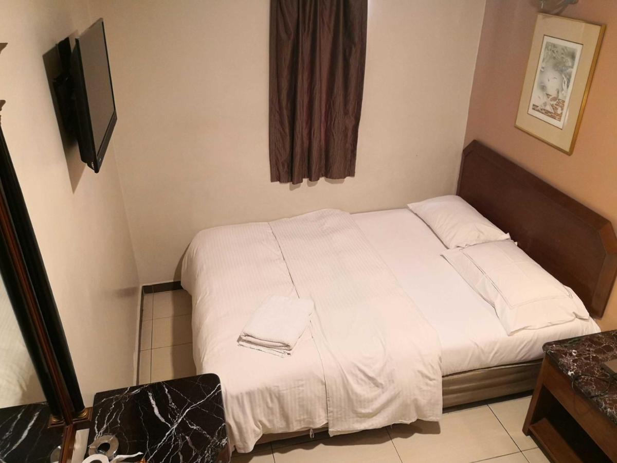 Hotel Bliss Skudai Extérieur photo