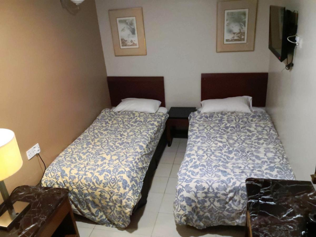 Hotel Bliss Skudai Extérieur photo
